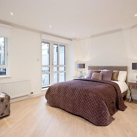 Stunning 2-Bedroom-Hosted By Sweetstay London Exterior photo